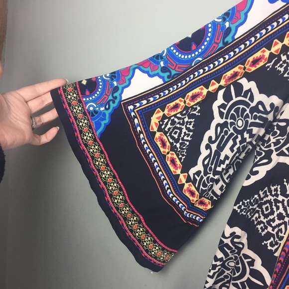 Flying Tomato Bell Sleeve Printed Shift Dress - Picture 6 of 10